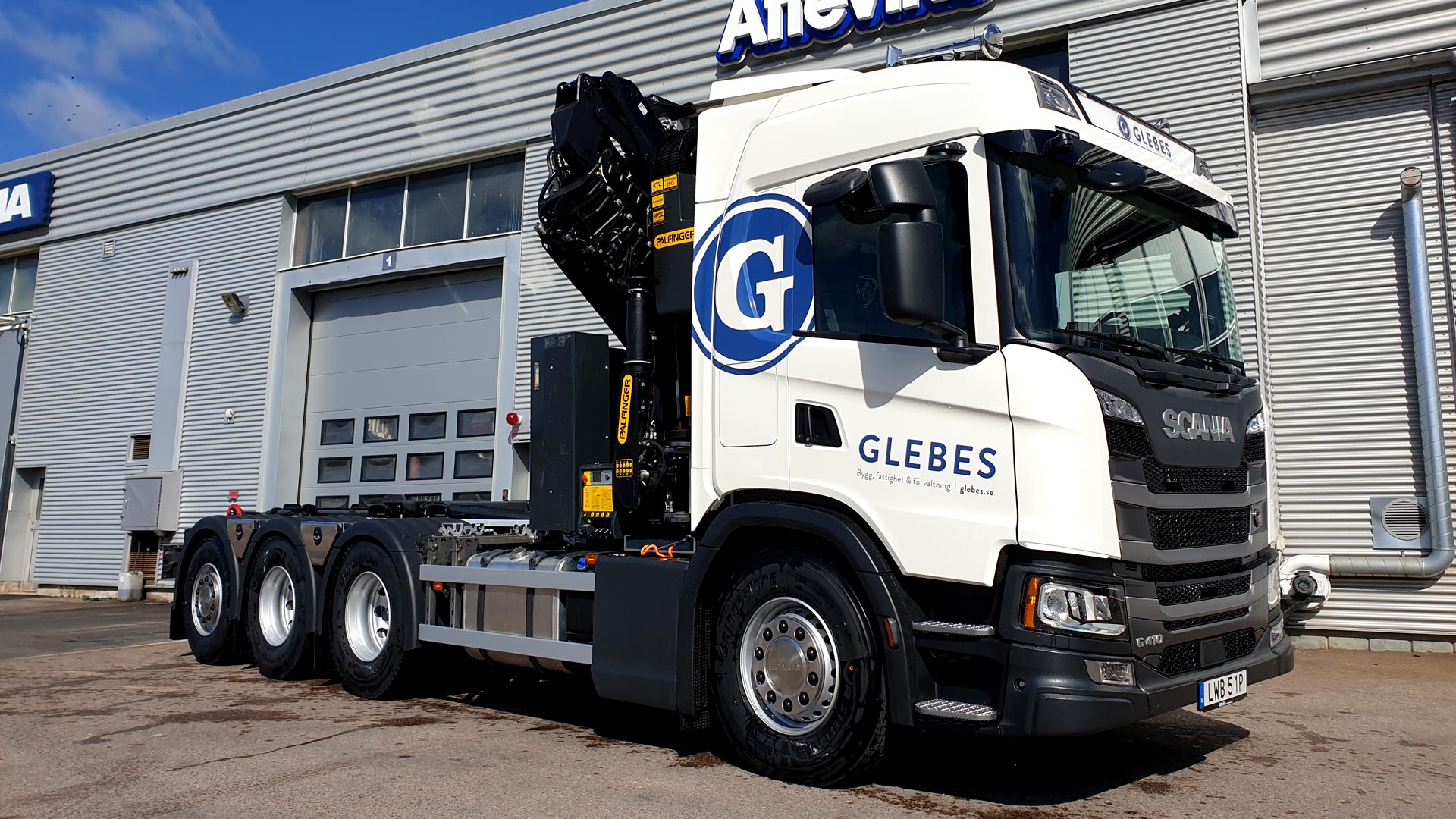 Ny Scanialastbil levererad till Byggnadsfirma Ivar Glebe AB.