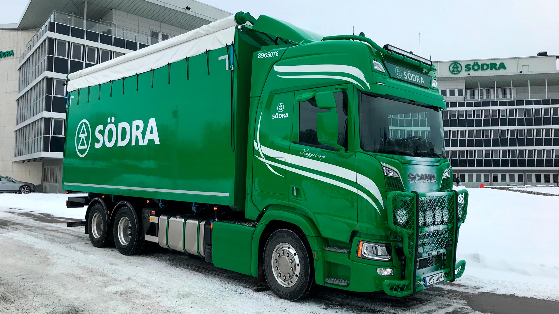 Ny Scanialastbil är levererad till Södra Skogsägarna.
