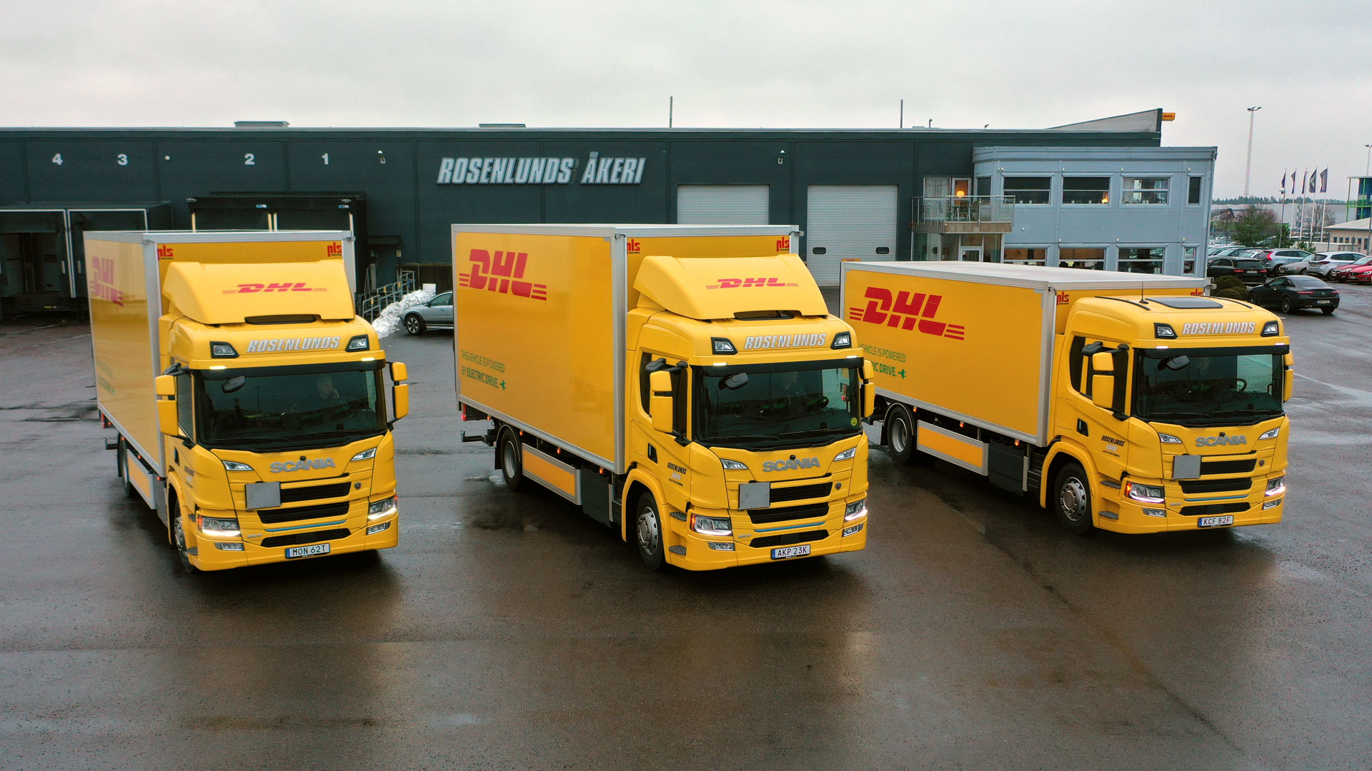 3 st eldrivna Scanialastbilar BEV levererade till Rosenlunds Åkeri